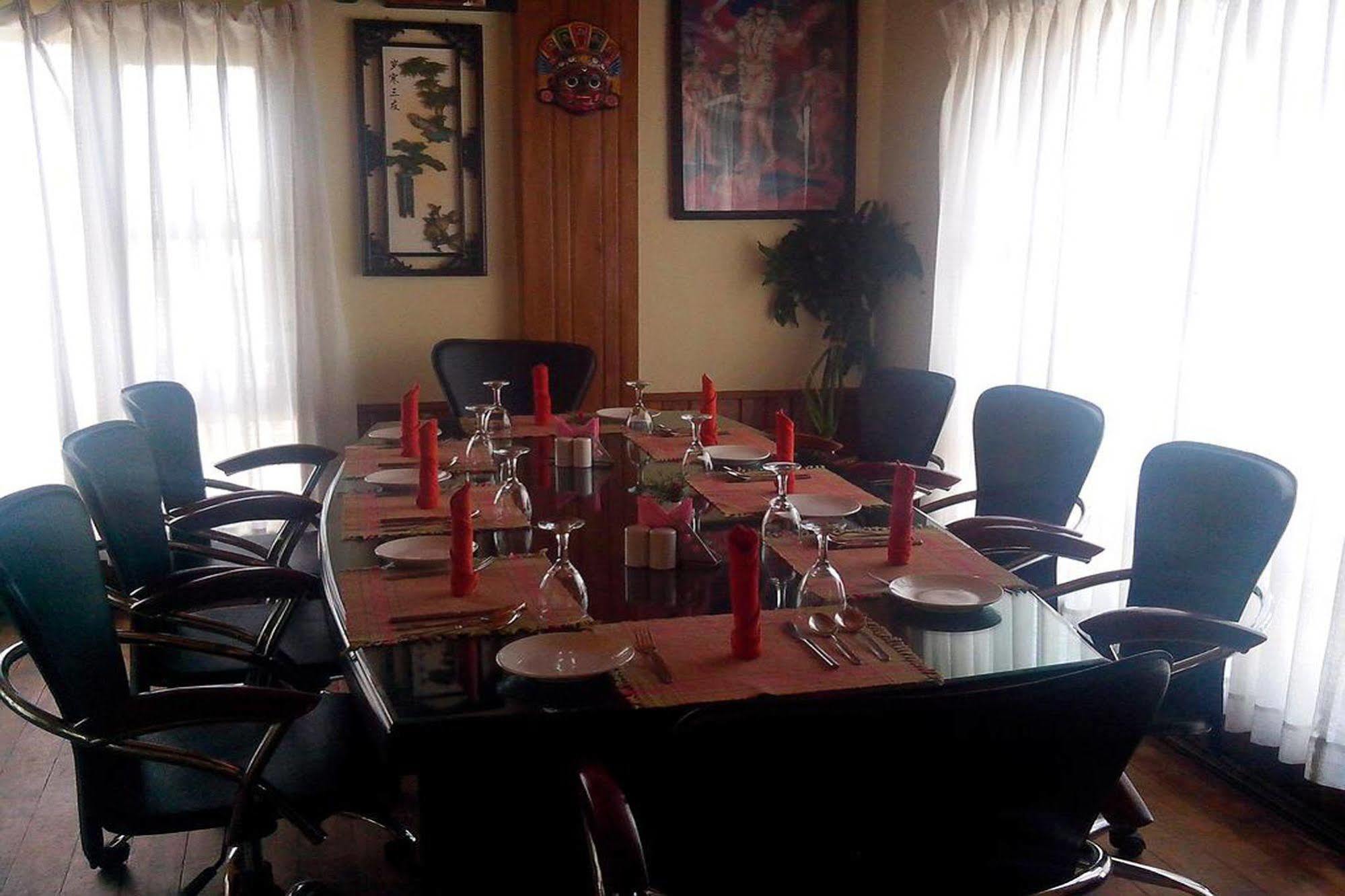 Baluwapati Deupur Nagarkot Sunshine Hotel מראה חיצוני תמונה